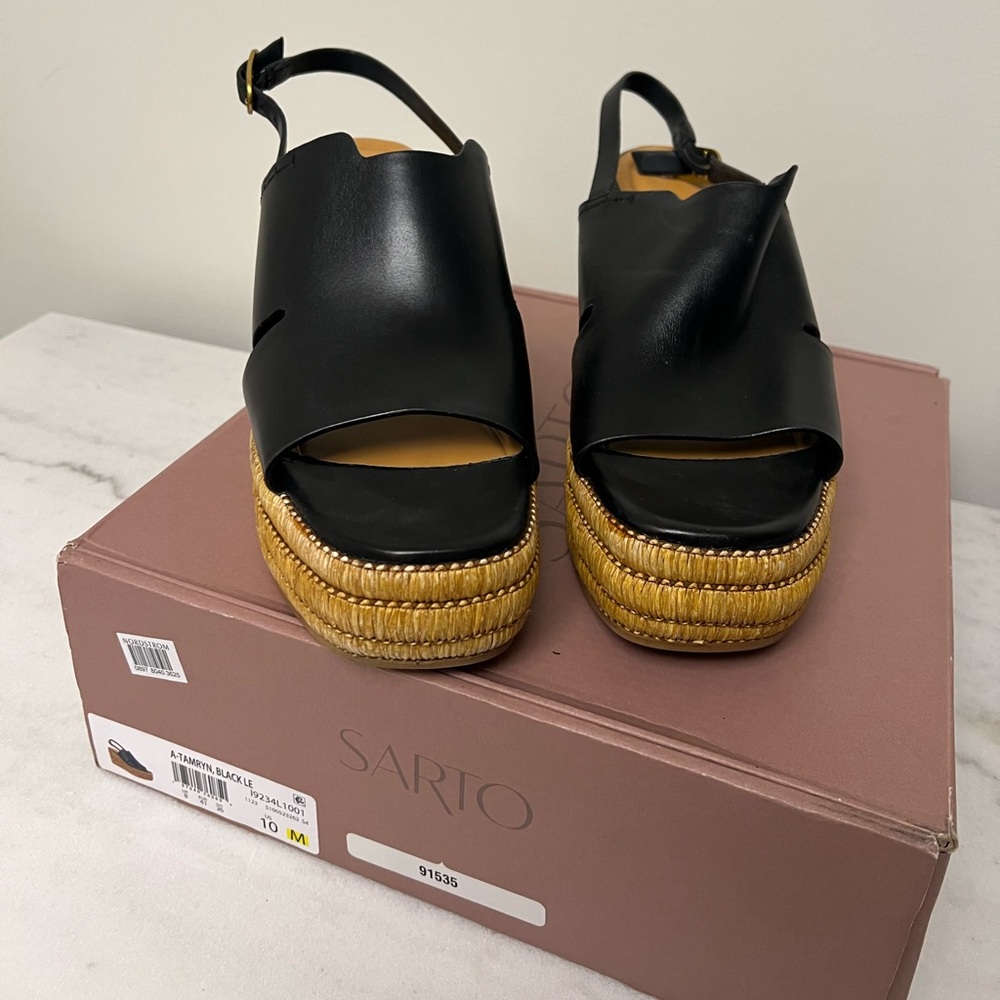 Sarto A-Tamryn wedge heel